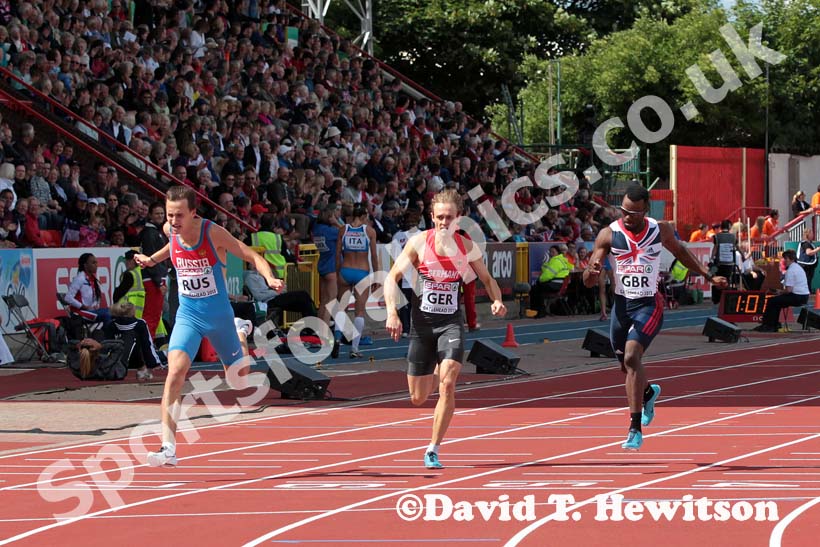 From left to right: Vladimir Krasnov (Russia), David Gollnow (Germany) and Nigel Levine (GB) in the 400 metres at the European Athletics Team Championships.